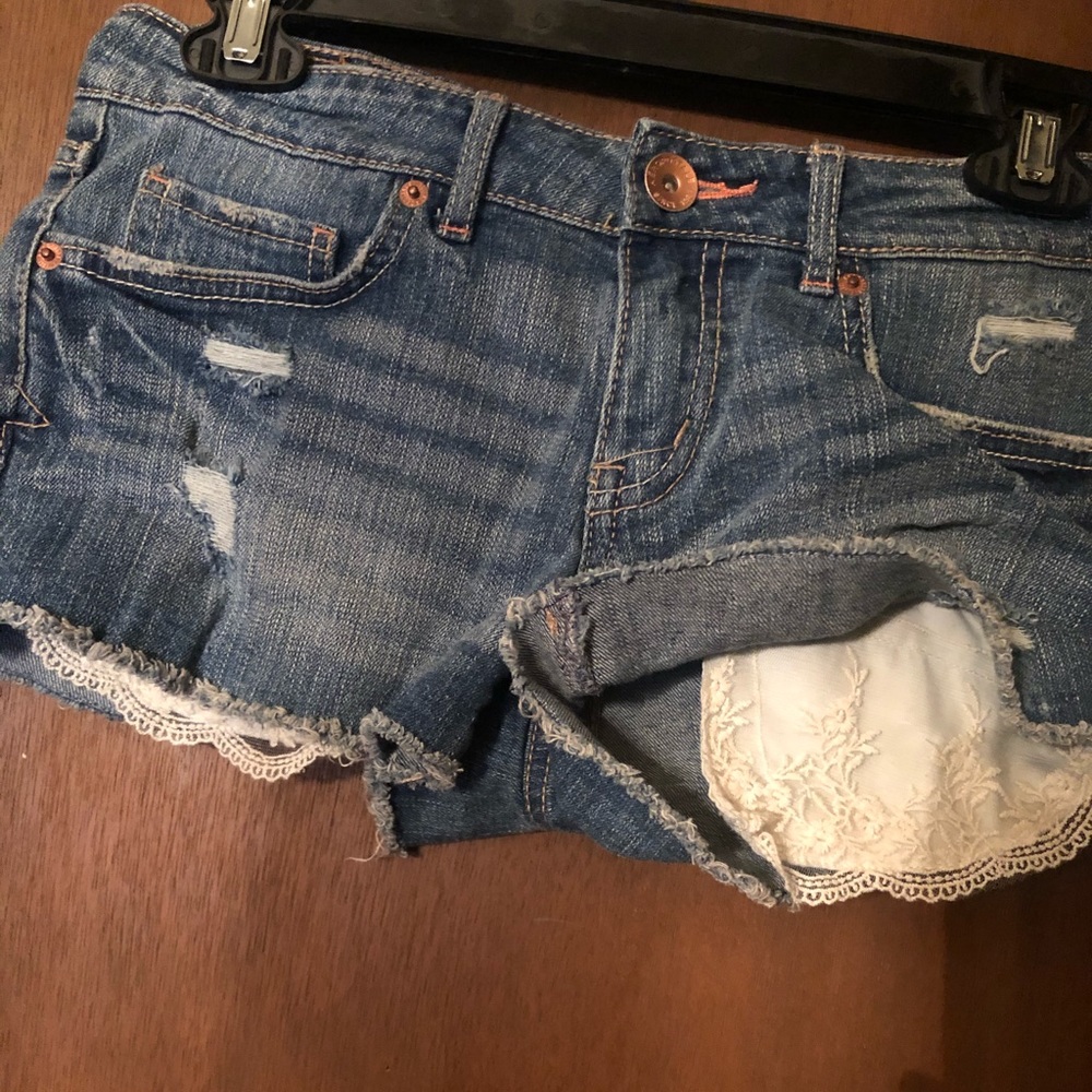 Vintage laces